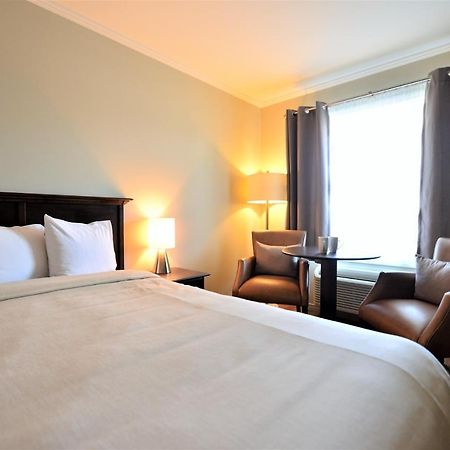 Motel L'Abri Carleton-sur-Mer Екстериор снимка