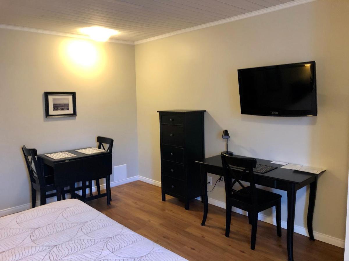 Motel L'Abri Carleton-sur-Mer Екстериор снимка